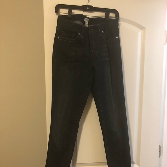 Jeans - Picture 1 of 2